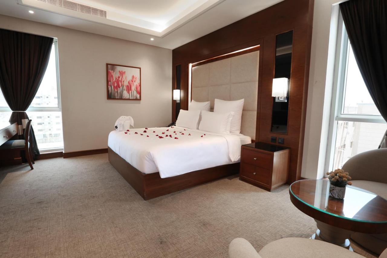 Weekend Hotel Sari Джидда Екстер'єр фото